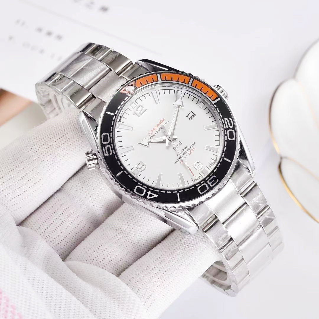 Fashion Temperament Trend Men's Business Casual 3-pin Quartz Watch